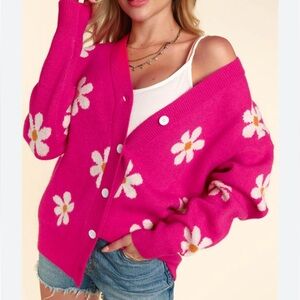 Haptics Pink Cardigan Daisy Floral Print‎